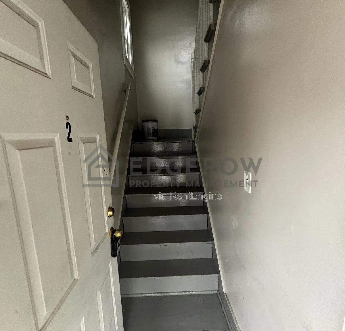 2 bed, 1.0 bath, $1,300 — Photo 2