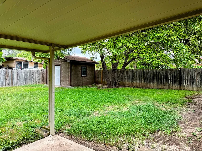 1803 Fairway Dr — Photo 32