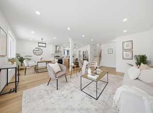 2121 Baynham Ct, Mississauga, ON L5A 1H1