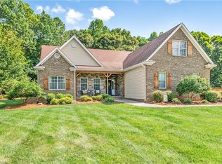 350 Covington Dr, Advance, NC 27006