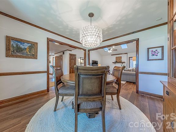 5th image of 2735 Bent Oak Dr