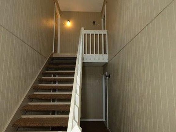 3rd image of 109D Ravenwood Dr