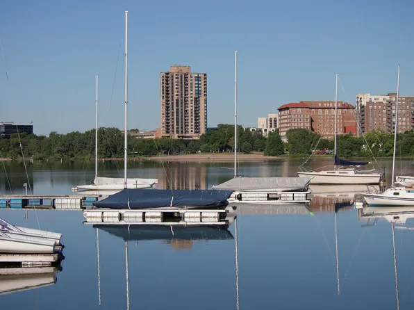2950 Dean Pkwy APT 2105, Minneapolis, MN 55416