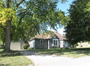 1805 6th St, Harlan, IA 51537