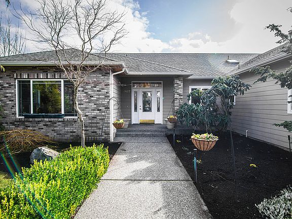 4th image of 3627 115th Ave SE