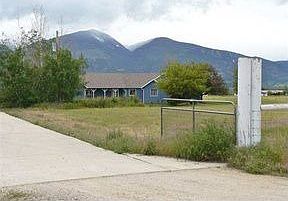 4th image of 5565 Riverview Dr S