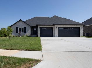 4477 E Hidden Oak St, Springfield, MO 65802