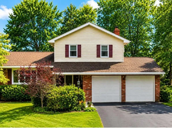 106 E Clearview Ave, State College, PA 16803