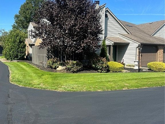 4th image of 90 Talsman Dr Unit 5