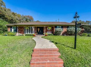 5749 Jacqueline Rd, Fort Worth, TX 76112