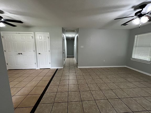 4th image of 511 W Live Oak St #B