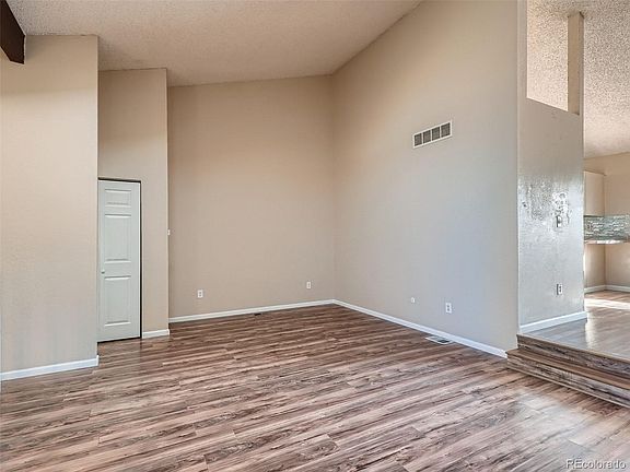 3rd image of 6598 W Mississippi Way