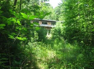 163 West St, Wendell, MA 01379