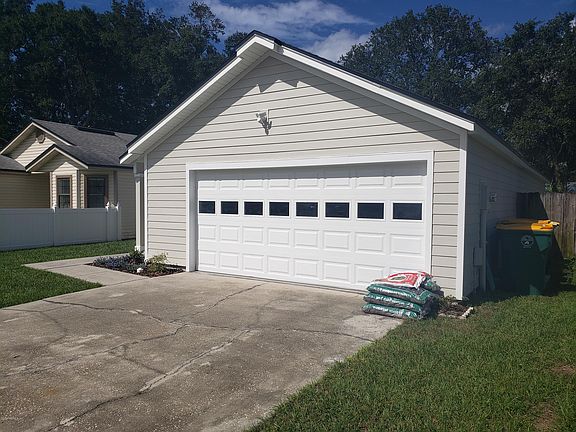 3rd image of 14411 Pablo Bay Dr