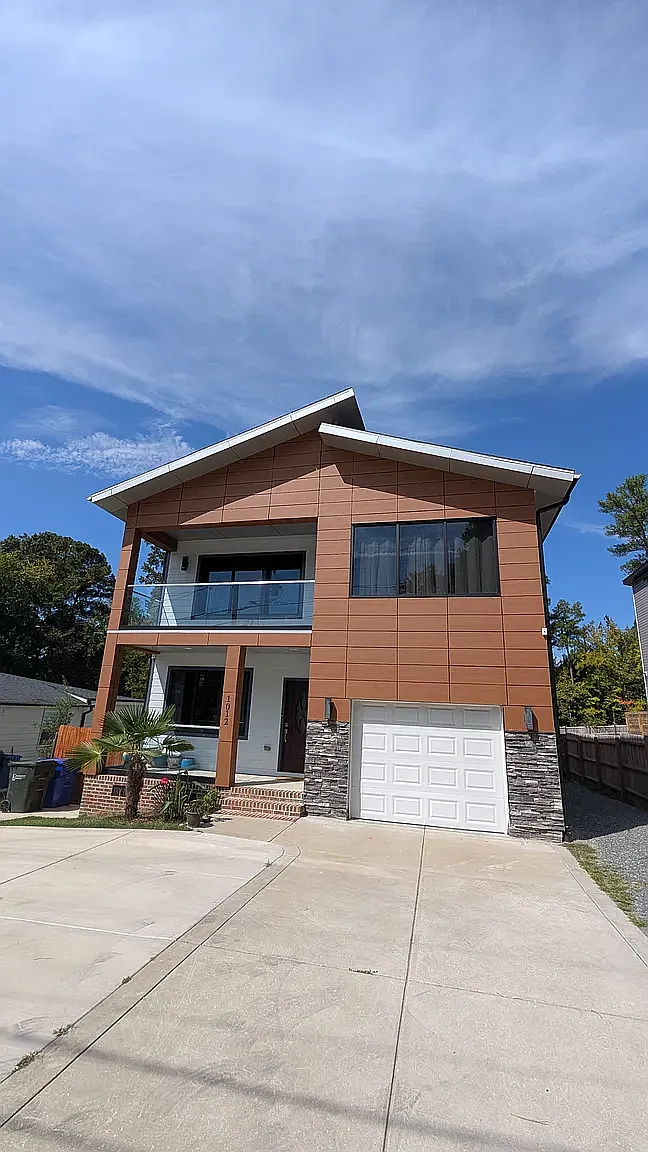 6 bed, 2936 sqft, $4,000 — Photo 1