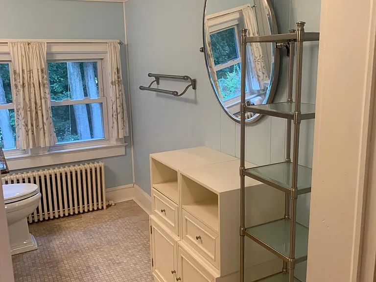 21 Van Wyck St #2 — Photo 9