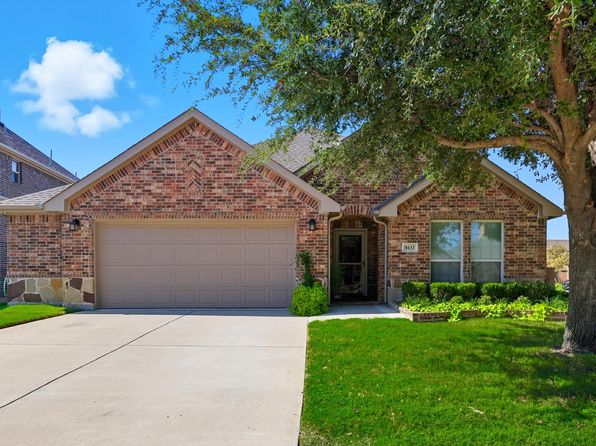 8633 Running River Ln