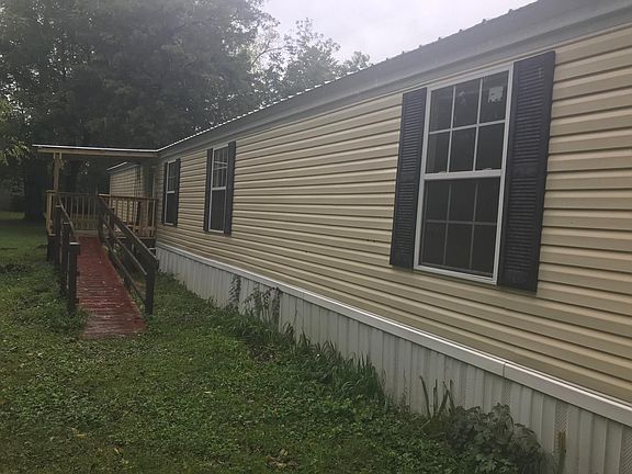 This is a large home. 16X75 outside.