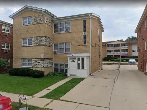 681 Beau Ct #2F, Des Plaines, IL 60016