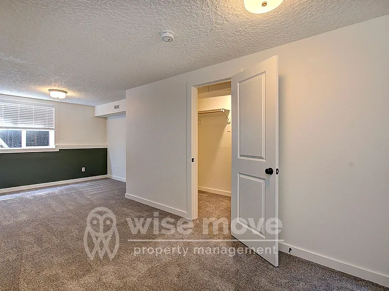 4001 NW 127th St — Photo 35