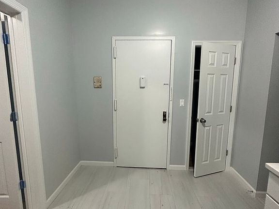 3rd image of 3604 Park Ave #4E
