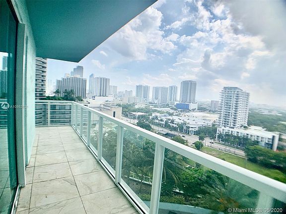 4th image of 1900 N Bayshore Dr APT 1611