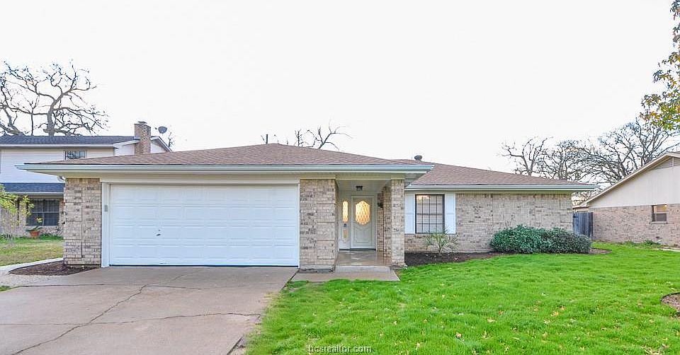 1st image of 2808 Jennifer Dr