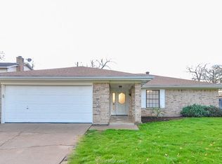 2808 Jennifer Dr, College Station, TX 77845