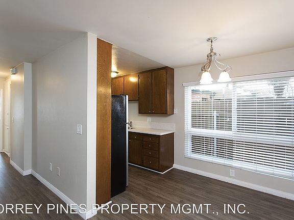 5th image of 4475 Hamilton St APT 2