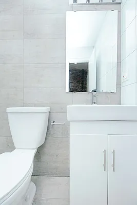 Rented by Nooklyn NYC LLC | media 9