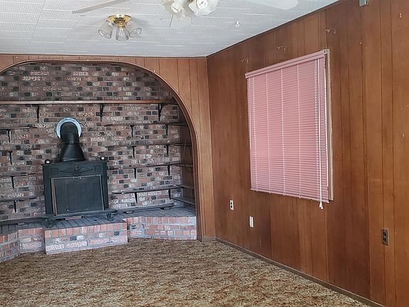 3rd image of 1909 Bellamah Dr