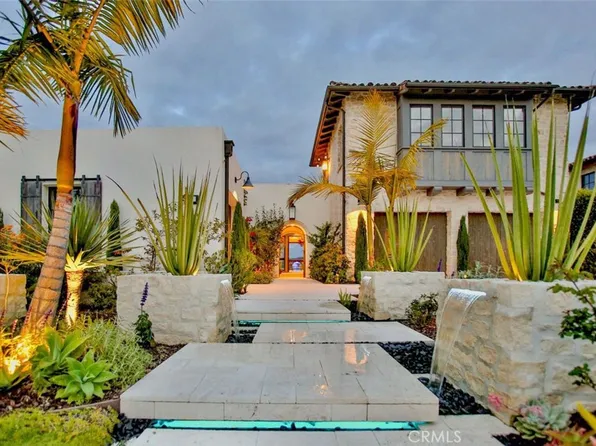 2 Blue Shr, Newport Beach, CA 92657