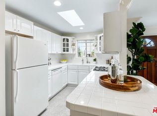 1217 20th St Unit 303, Santa Monica, CA 90404
