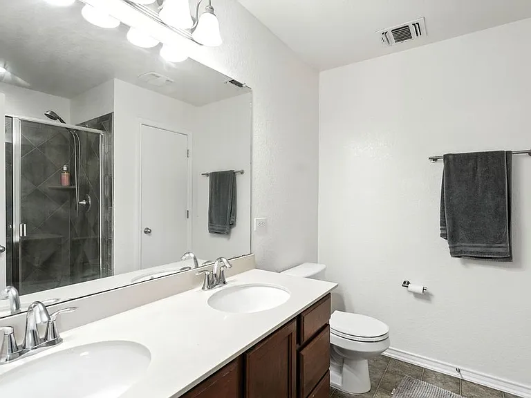 208 Gatewood Clf — Photo 19