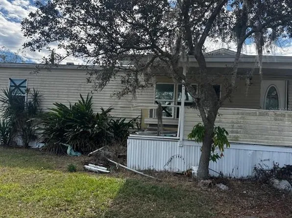 2626 Shiner Dr, Lake Wales, FL 33898