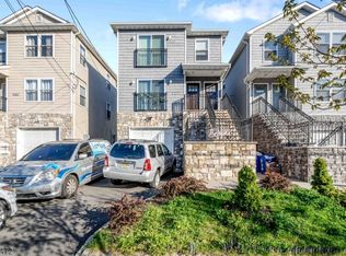 218 S 2nd St, Elizabeth, NJ 07206