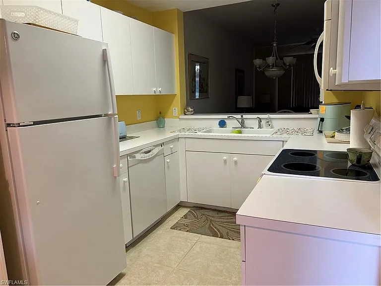 2895 Cypress Trace Cir #104 — Photo 4