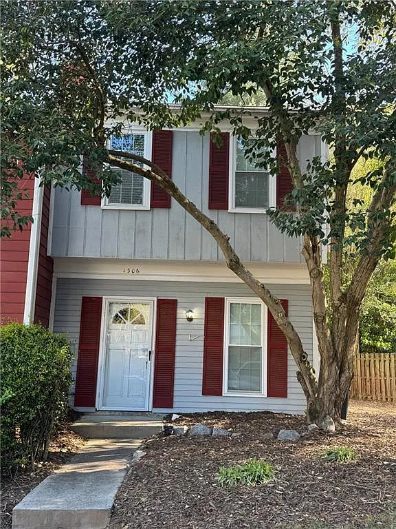 2 bed, 2.5 bath, 1088 sqft, $2,000 — Photo 1