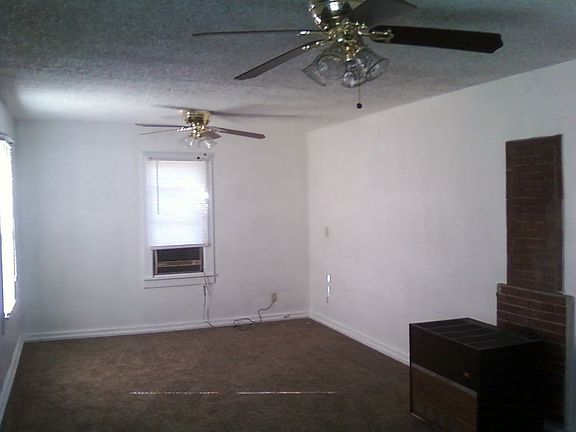 living rm / left view