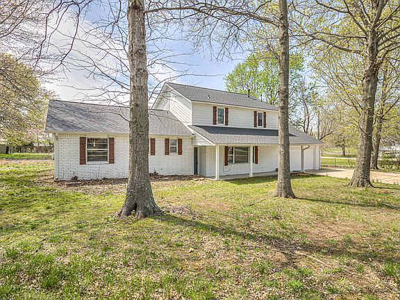 2nd image of 8266 E 485th Rd