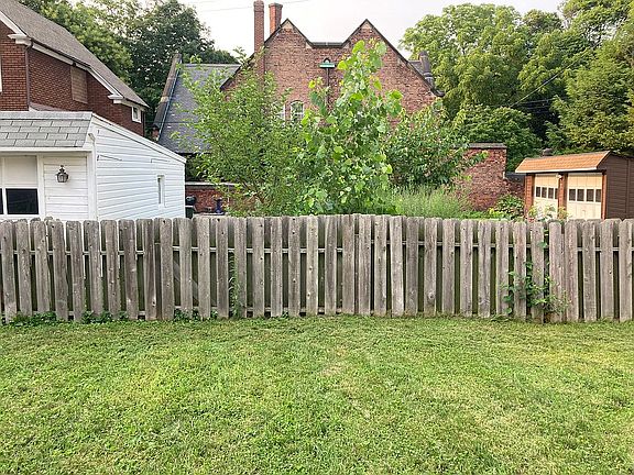 2nd image of 9905 Foster Ave