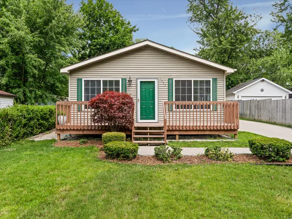 1043 Olson Ave, Waterford, MI 48328