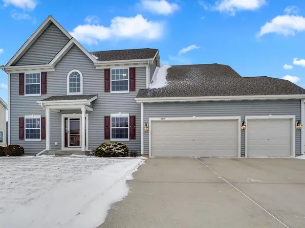 2368 Kiowa DRIVE, Grafton, WI 53024
