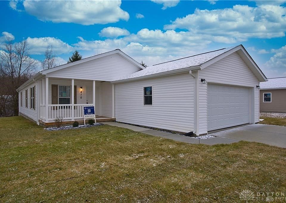 1st image of 479 Park Hills Dr #17
