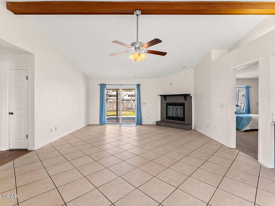 1st image of 221 Scooter Dr