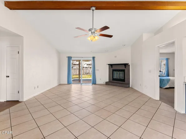 221 Scooter Dr, Panama City Beach, FL 32408