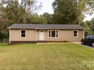 308 Springwood Dr, Gaffney, SC 29340