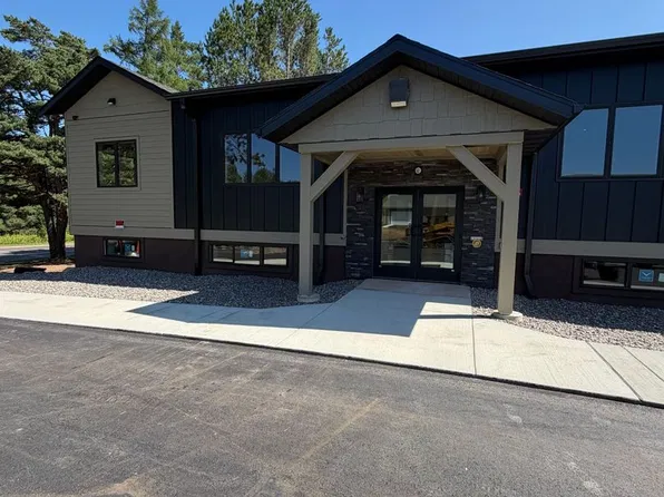 Rice Lake Pines Apartments