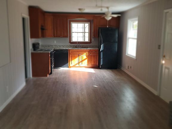 Family room to kitchen