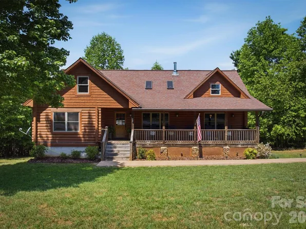 732 Grandview Peaks Dr, Nebo, NC 28761